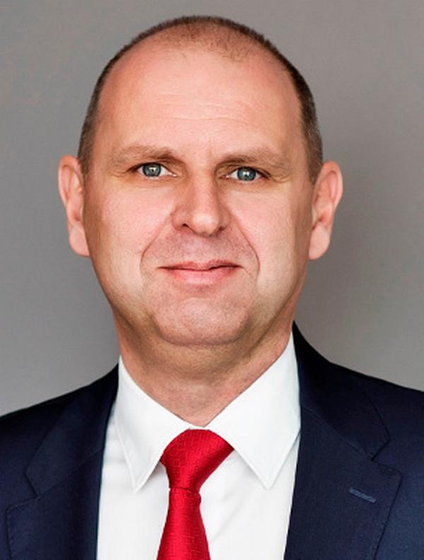 Radek Hrdlička, UniCredit Bank