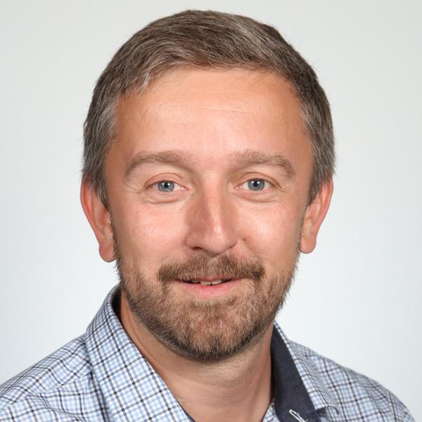 Miroslav Knotek