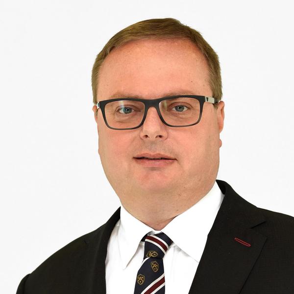Vratislav Strašil, Volkswagen Financial Services
