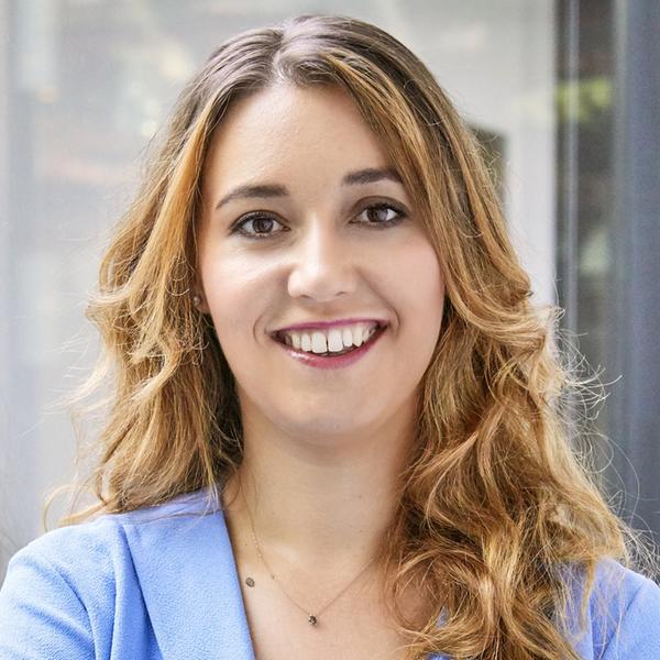 Anna Chalova, Air Bank