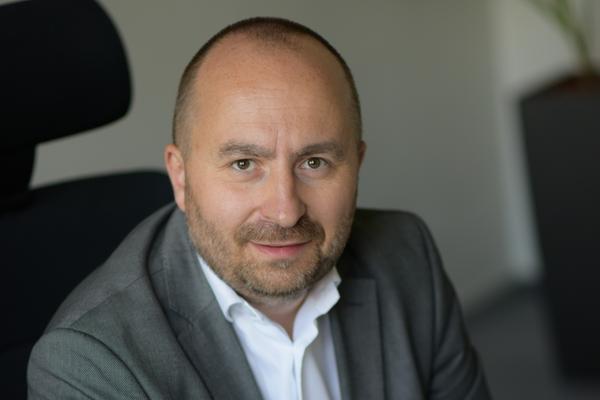 Roman Kýr, Henkel CR